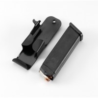 All pistol shooters could benefit from the innovative <a href="http://www.gundigeststore.com/snagmag-concealed-magazine-holster" target="_blank" srcset=