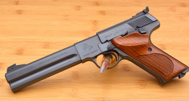 Many shooters regard the Colt Woodsman as the classiest of the classic designs. Take one look at this Colt Woodsman Match Target .22, and it’s not hard to see why. Photo by Dataproducts. 