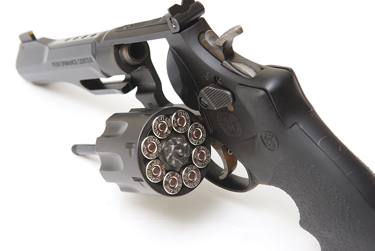 The Model 327 TRR8’s eight round cylinder can be loaded with loose rounds of full moon clips. 