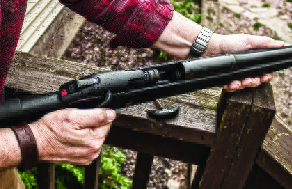 The straight-pull, push-feed action of the Blaser R8. The splines act as locking lugs.
