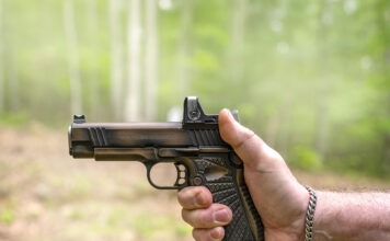 Self-Defense: Establishing A Good Grip From Draw Building A Good Grip From Draw feature