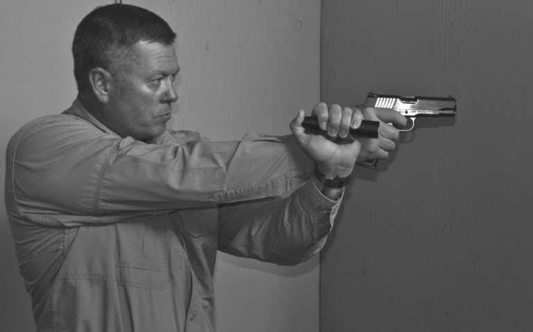 4 Tactical Light Techniques for Concealed Carry