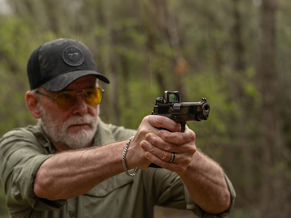 Center Ma...</p>
</div>
<hr><div class=