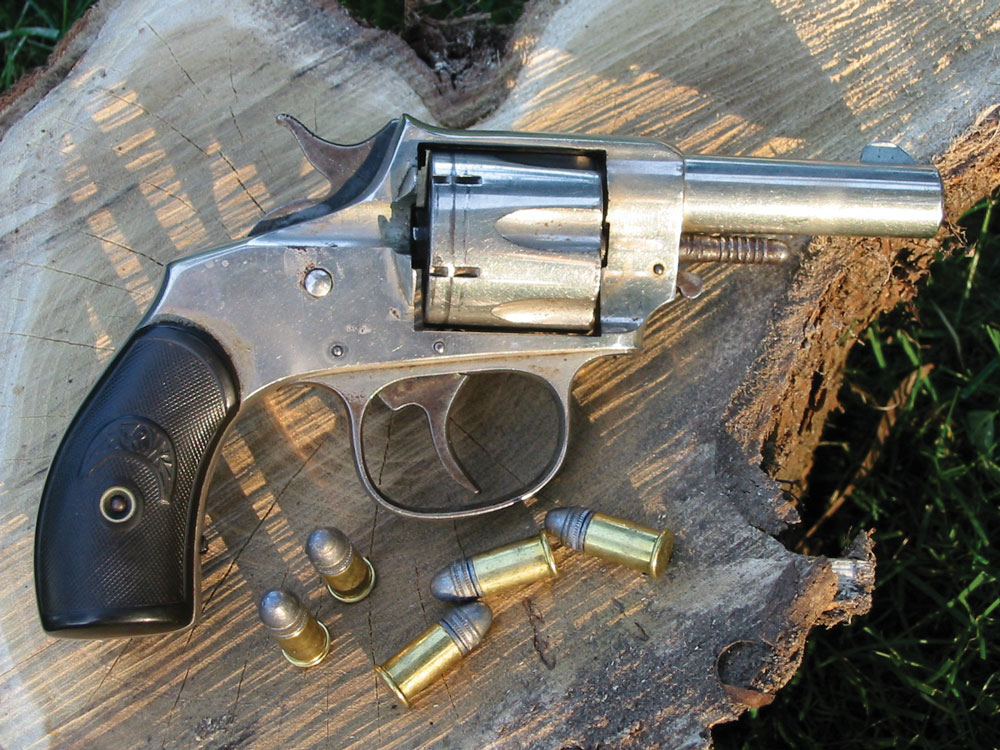 F&W introduced a nice copy of Webley’s snub-nosed Bull Dog revolver. This sturdy little gun was available in a seven-shot .32 version, a six-shot .38 and a six-shot .44 that chambered the stubby .44 Webley.