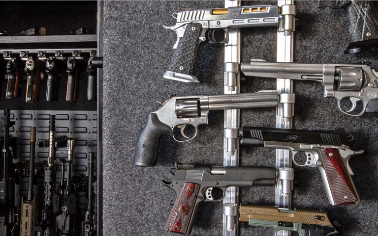 Gear: Gun Control System Maximizes Gun Storage