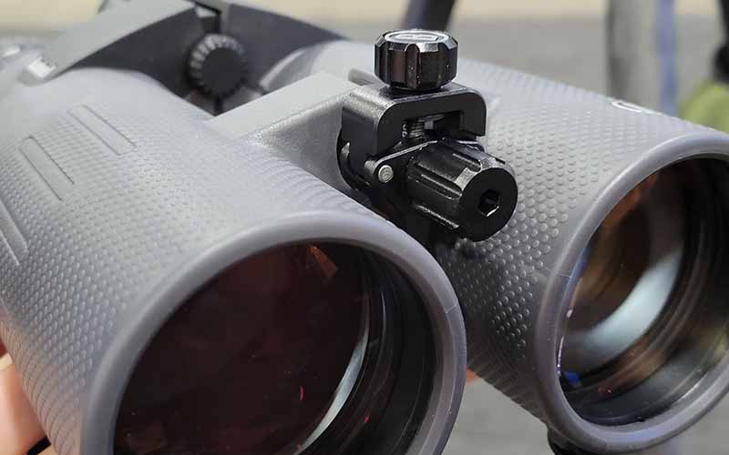 Match-Pro-ED-15×56-Binoculars-bridge-lock