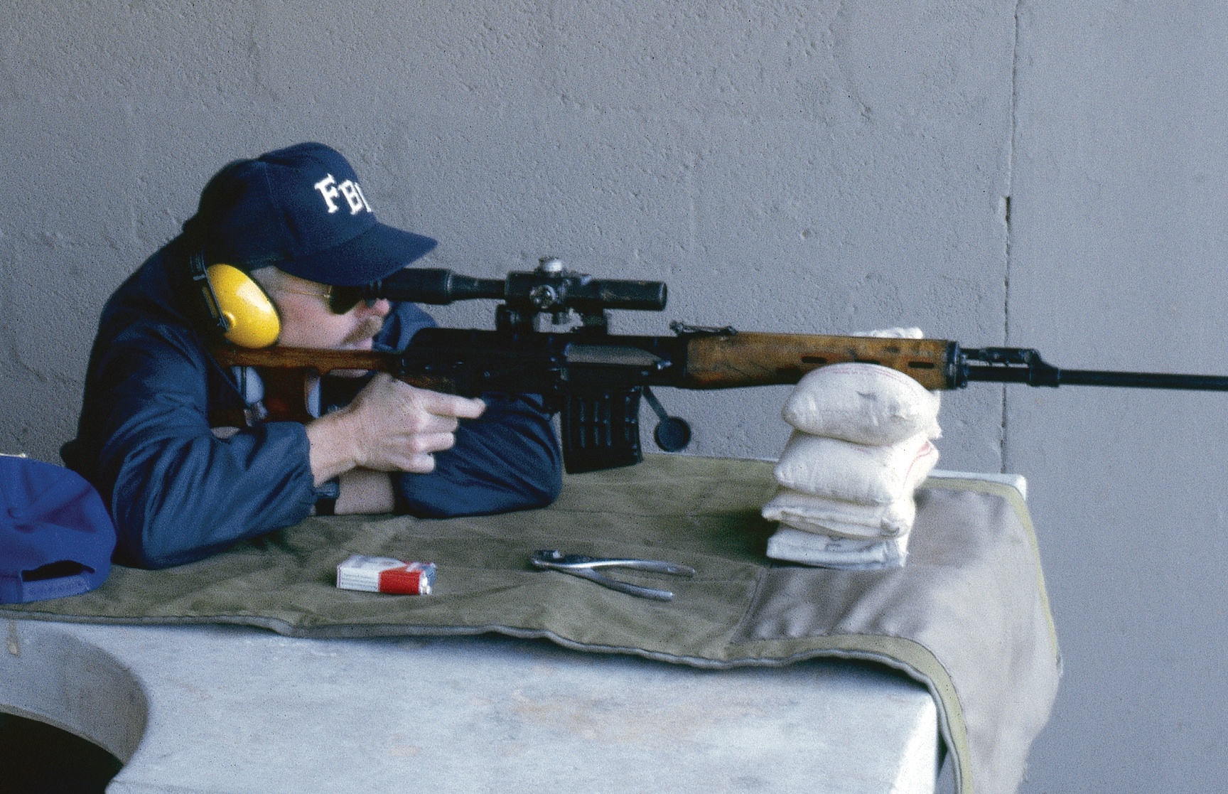 fbi hrt sniper rifle