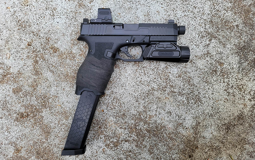 Rattlesnake Tactical 34-Round 9mm Glock mag dagger