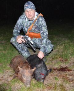 Max broke in the new .480 SRH on a couple of small wild hogs in North Carolina, accompanied by Buffalo Creek Guide Service (buffalocreekguideservice.com). Handloads featuring 220-grain Cutting Edge Bullets Raptors at 1,700 fps were used to dispatch the two barbeque hogs. Author Photo