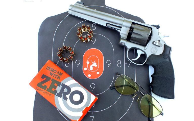 Gun Review: Shooting The Moon With The Smith & Wesson 929