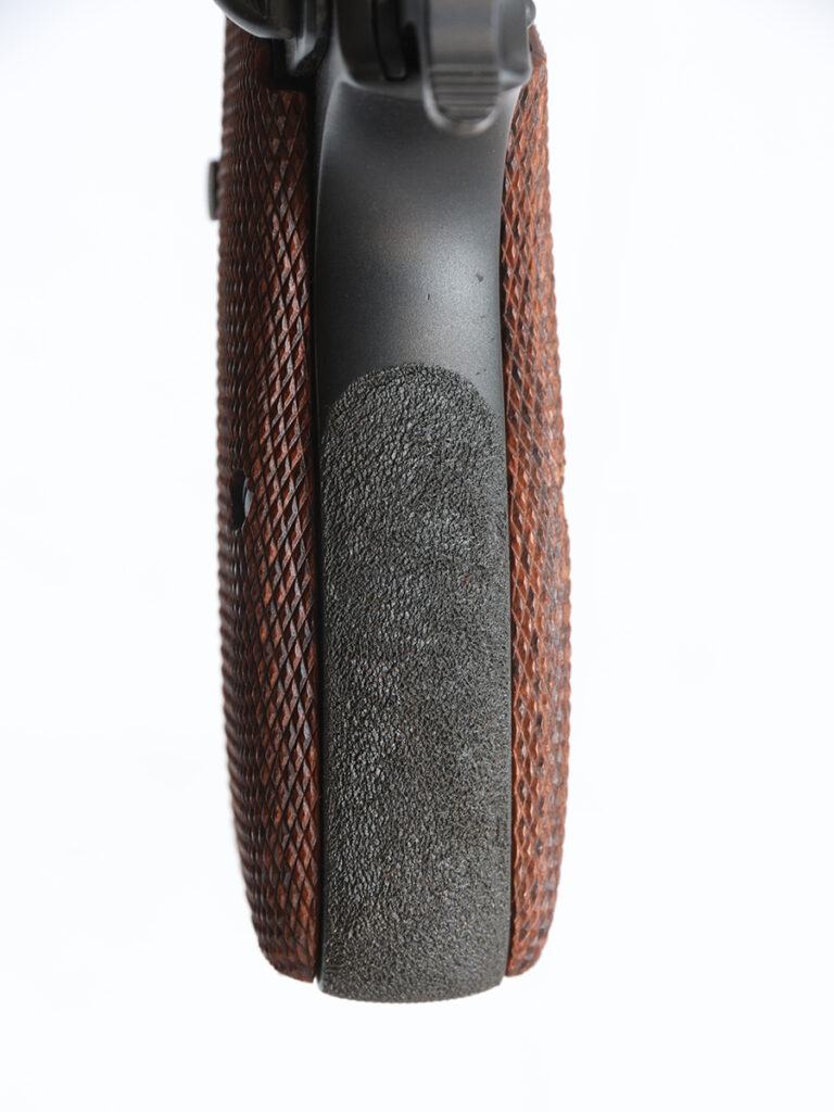 Yost Custom Hi-Power grip stippling