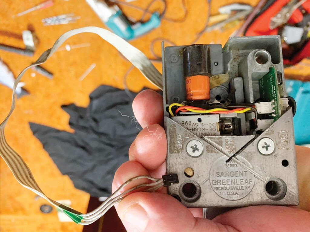 broken-gun-safe-12