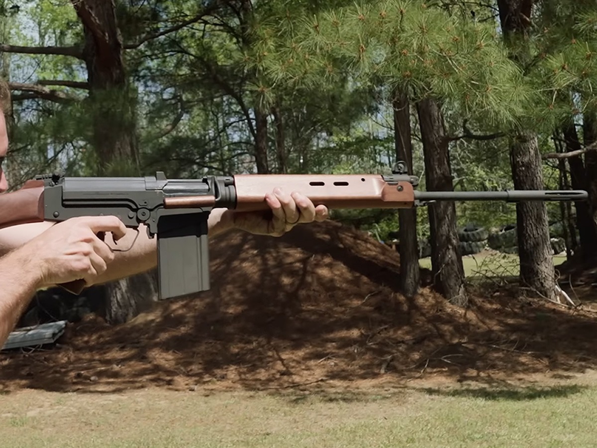 First Look: H&R T48 FAL Rifles First Look: H&R T48 FAL Rifles