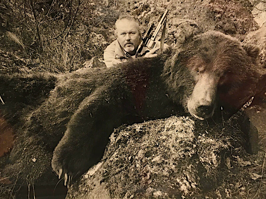 larry kelly hunt 2