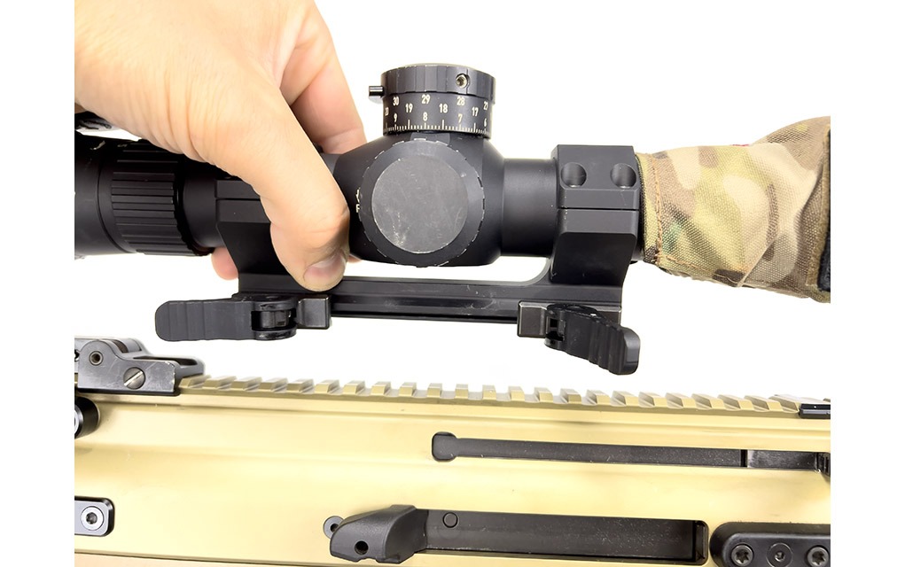 rifle-zero-scope-mount-removal