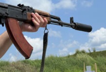 Sig HEXIUM Review: Top Hat On A Tractor sig hexium review feature