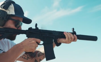 First Look: Smith & Wesson .300 BLK M&P15 AXE smith wesson 300 blk axe feature