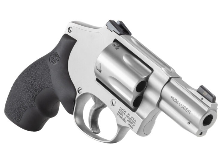 First Look: Smith & Wesson Model 940-3 smith wesson Model 940-3