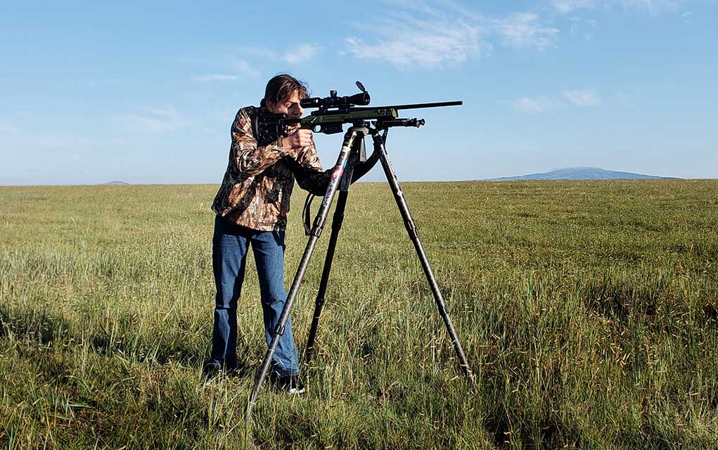 target rifle for hunting tripod