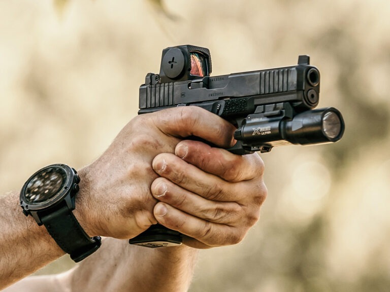 First Look: Vortex Defender Enclosed Solar Micro Red Dots First Look: Vortex Defender Enclosed Solar Micro Red Dots